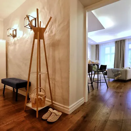 Town Hall Square Apartament *