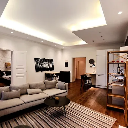 Korter Town Hall Square